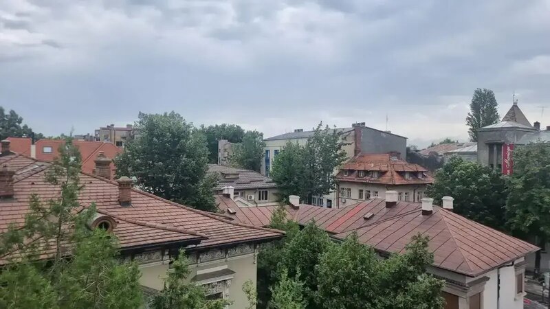 Resedinta cu 5 camere in centrul Bucurestiului